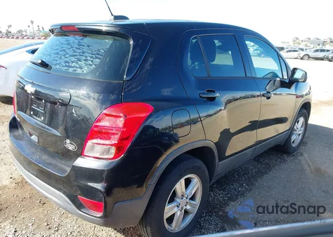2017 Chevrolet Trax Ls z USA, uszkodzony, nr VIN 3GNCJNSB1HL149240